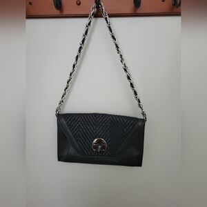 Elliot Lucca Black Woven Snakeprint Embossed Leather Turn Key Shoulder Bag Purse